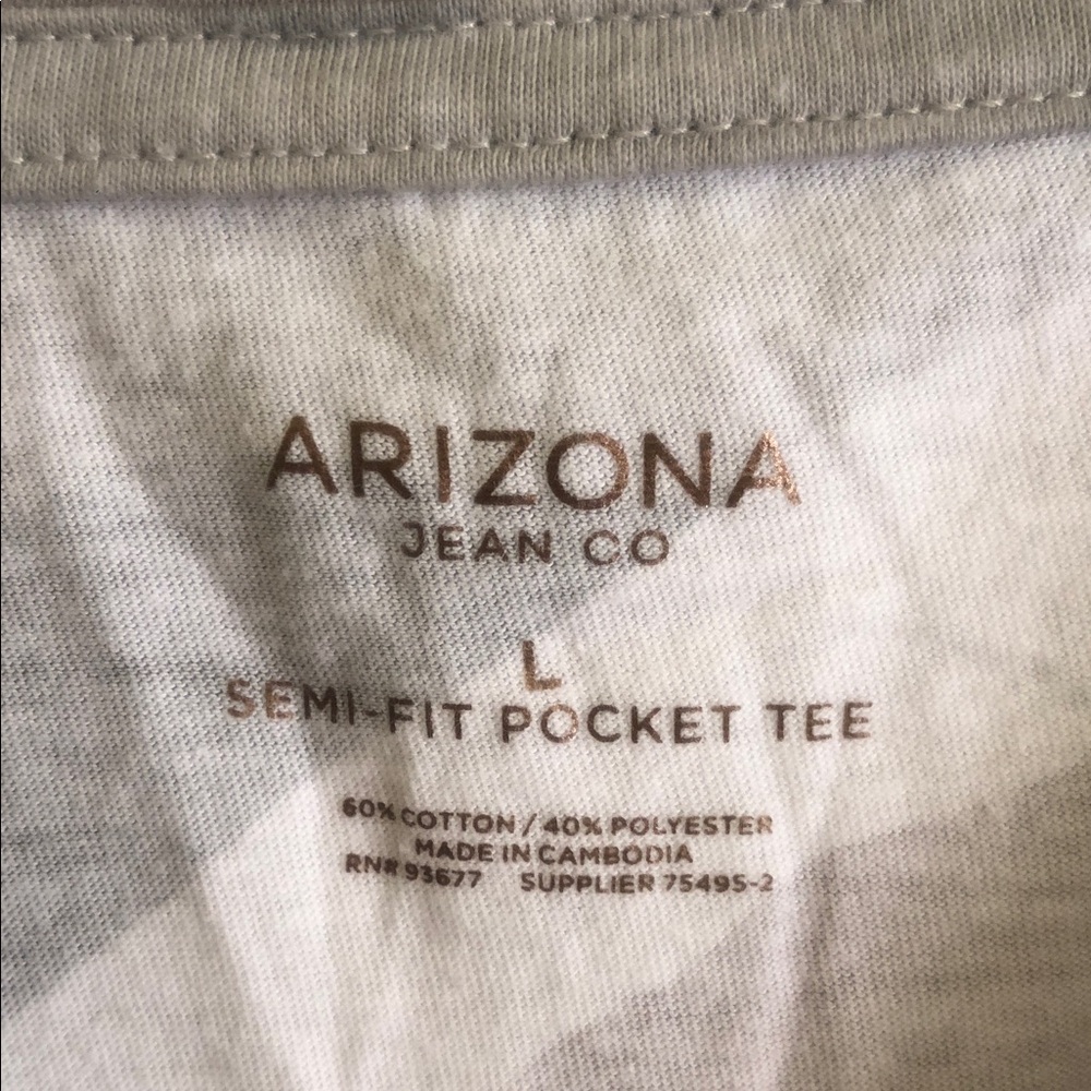 Arizona Jean Company Camouflage Pocket Tee in Light Gray and Taupe